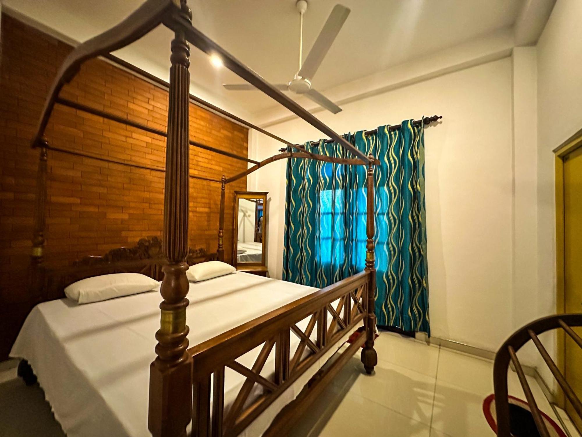 New Panda House Hotel Galle Værelse billede