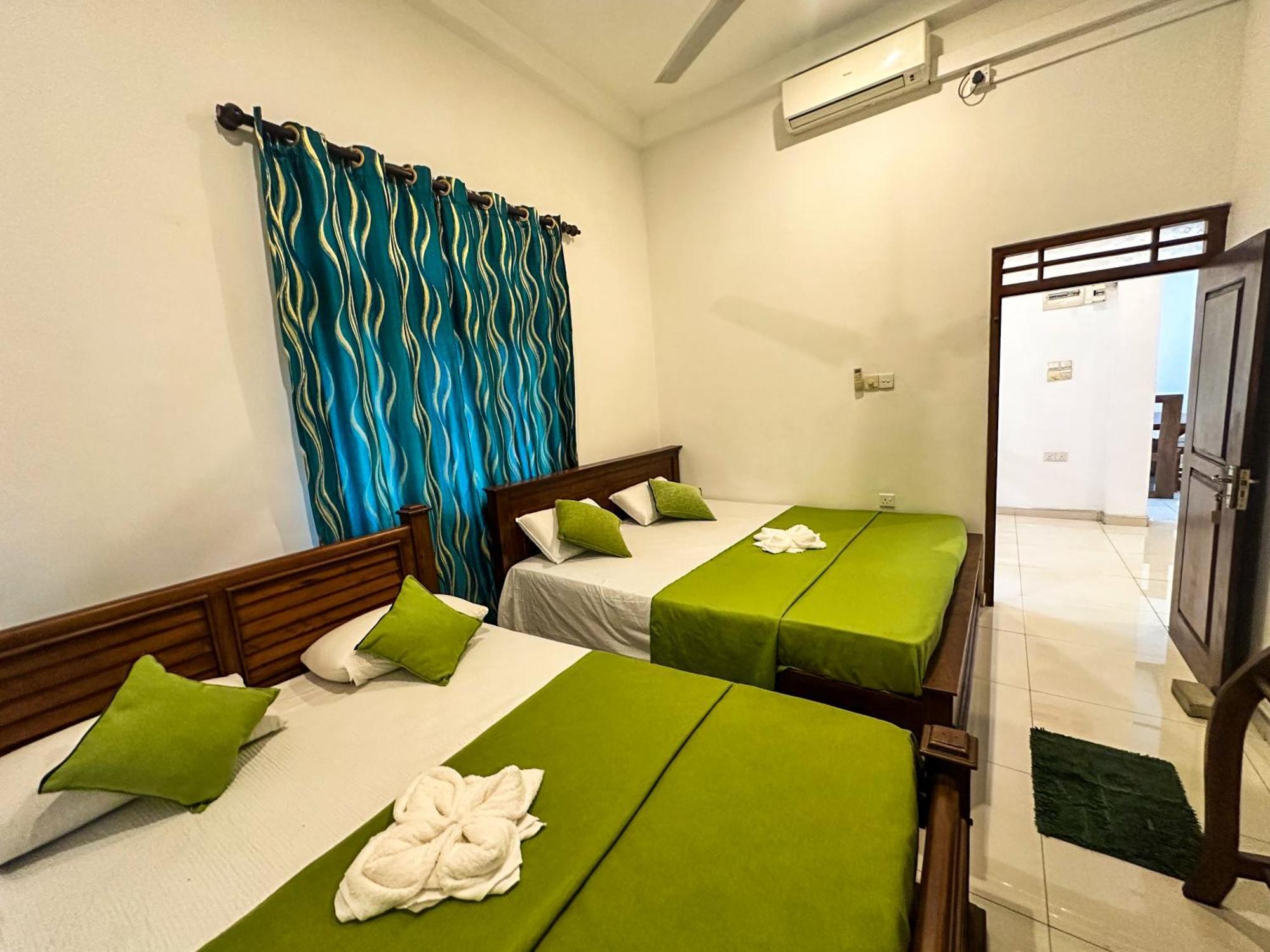 New Panda House Hotel Galle Eksteriør billede